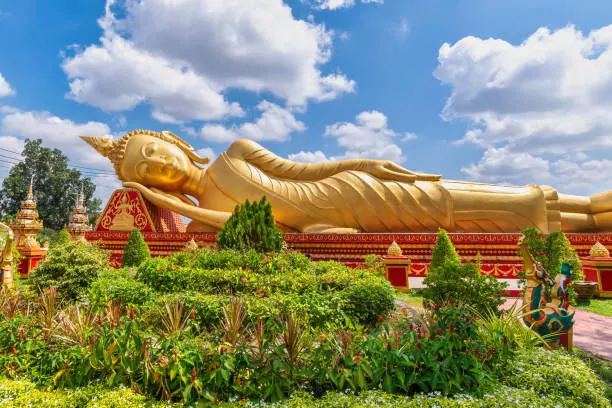 สัมผัสเสน่ห์ลาว-จีน: เวียงจันทน์-หลวงพระบาง-สิบสองปันนา ภาพ 2