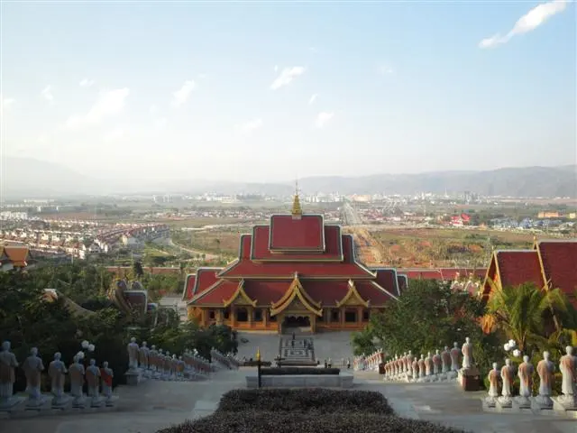 เสน่ห์สามแผ่นดิน: บางซื่อ-เวียงจันทน์-สิบสองปันนา ภาพ 6