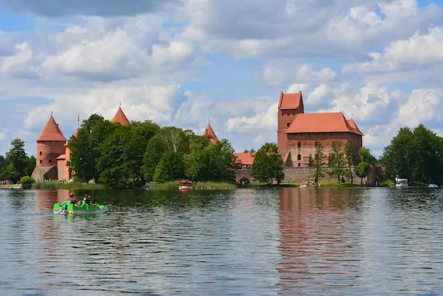 ลิทัวเนีย (ALL LOVE OF LITHUANIA) ภาพ 3