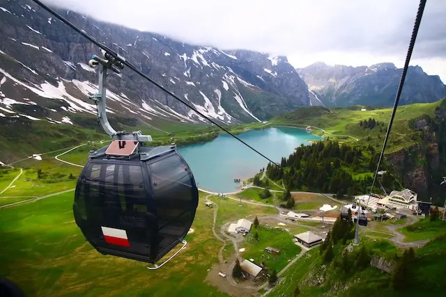 หริ่นรีวิวซื้อตั๋วขึ้น ยอดเขาติตลิส (Titlis Cableways) แบบคุ้มค่า