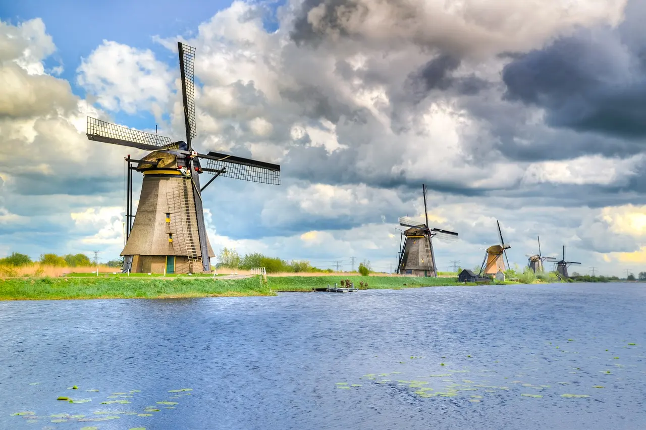 แกรนด์เนเธอร์แลนด์ (Grand Tour Netherland) ภาพ 4