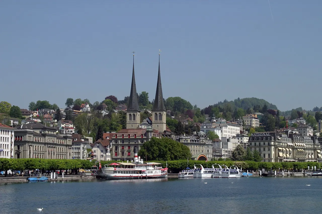 ปารีส-สวิส SHOPPING PARIS - SWISS - GARCIA EXPRESS ภาพ 3