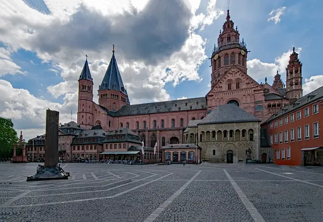 ไฮไลท์น่าเที่ยวประจำเมือง ไมนซ์ (Mainz) ประเทศเยอรมนี