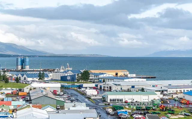หริ่นแนะนำ เมืองอาคูเรย์รี Akureyri ทางตอนเหนือของประเทศไอซ์แลนด์