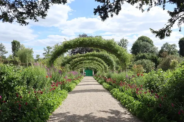 หริ่นรีวิวบ้านโมเนต์ในจีแวร์นี (Giverny) ประเทศฝรั่งเศส