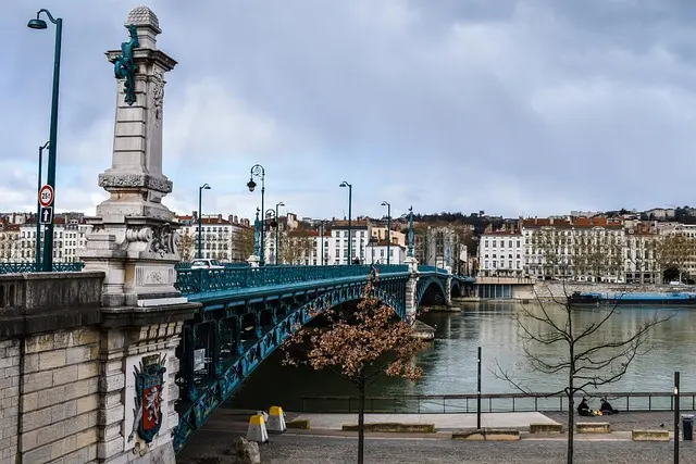หรื่นแนะนำเที่ยวเมืองลียง (Lyon) ประเทศฝรั่งเศส ภาพ 2