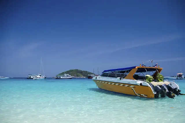Island-Hopping Day Tour by Speedboat from Krabi/ 4.30 hours