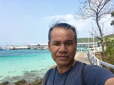 "Keng" The Tourist Guide (Speaking English)