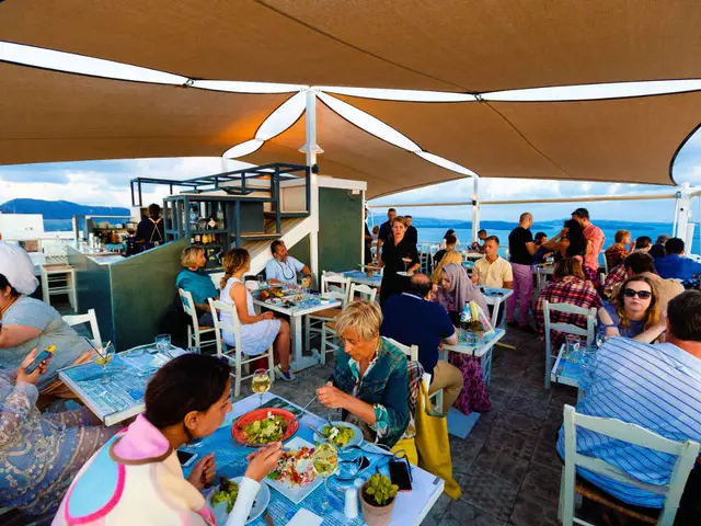 5 ร้านอาหารบรรยากาศสุดอเมซิ่งใน Santorini