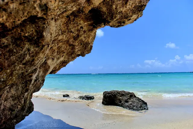 7 ชายหาดสุดแปลกในประเทศกรีซที่เหมือนใครและไม่มีใครเหมือน
