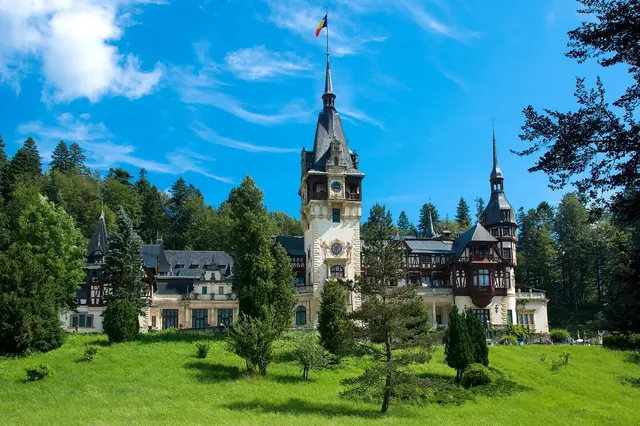 ทัวร์ส่วนตัวโรมาเนีย Grand Romania 3 วัน (ขึ้นลงเมืองบูคาเรสต์)
