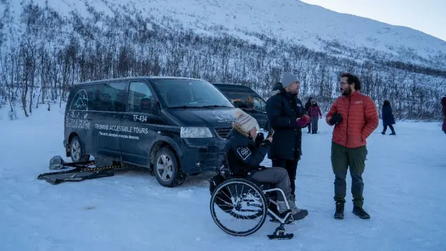 ทัวร์ฟยอร์ดเกาะควาลอยยาและซอมมาร์รอย รถรองรับวีลแชร์ Kvaløya and Sommarøy
