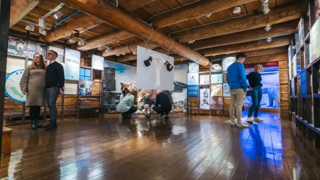 ทัวร์นำชมพิพิธภัณฑ์ขั้วโลก Guided Tour of the Polar Museum สุดสัปดาห์ฤดูร้อน