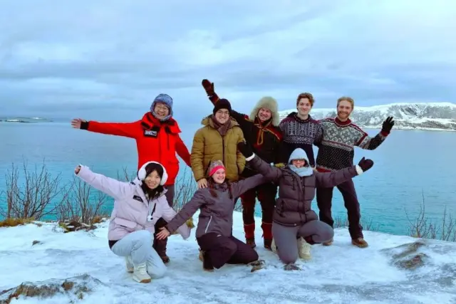 ทัวร์ฟยอร์ดซอมมาร์รอยกับผู้ประสานงานชาวซามี Sommarøy Fjord Tour พร้อมมื้อกลางวัน