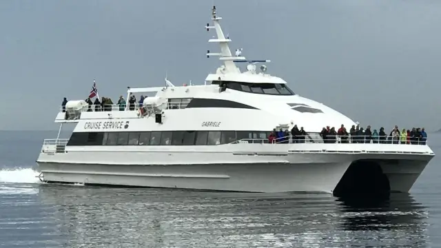 ล่องเรือชมวาฬบนเรือ MS Gabriele จากใจกลางทรอมโซ