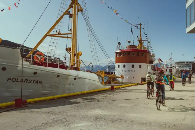 ปั่นจักรยานไฟฟ้าเที่ยวทรอมโซหน้าร้อน Explore Tromsø by E-bike