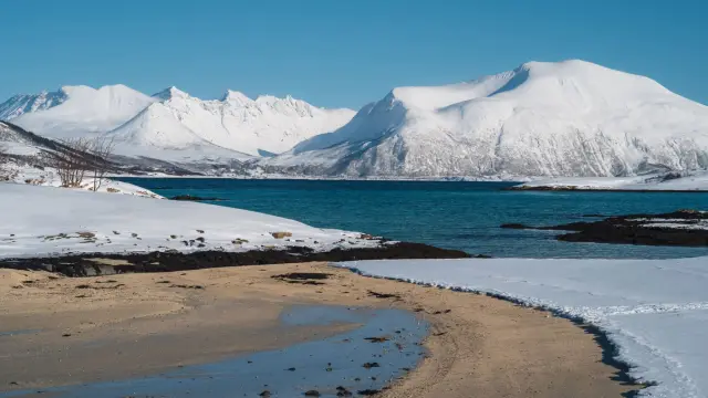 ทัวร์ถ่ายรูปฟยอร์ดเกาะควาลอยยา Fjord Photo Tour กับ NorthernShots