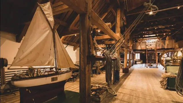 พิพิธภัณฑ์ชายฝั่งเหนือสุดของโลก Full Steam Museum ท่าเรือทรอมโซ