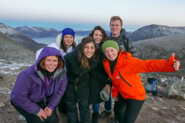 นั่งรถชมวิวและเดินขึ้นจุดชมวิว Guided Sightseeing and Hike เกาะควาลอยยา