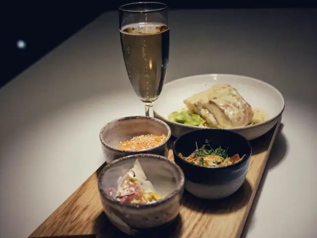 ล่องเรือดินเนอร์ลุ้นแสงเหนือ Aurora Dinner Cruise เรือไฮบริดไฟฟ้า Brim Explorer