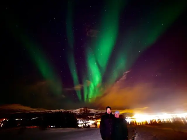 ล่าแสงเหนือด้วยรถไฟฟ้า Northern Lights Chase by Electric Car กลุ่มไม่เกิน 7 คน