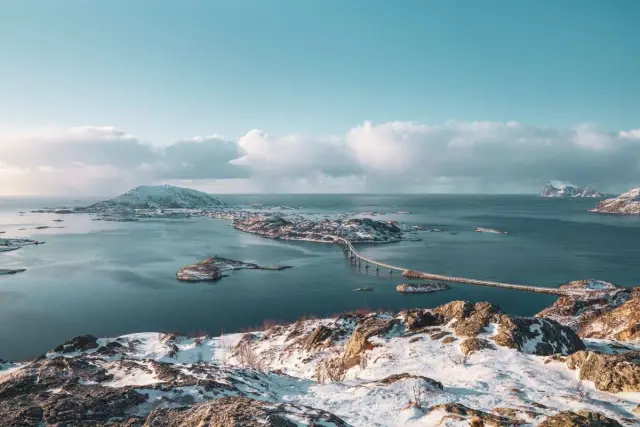 ทัวร์ฟยอร์ดซอมมาร์รอยกับผู้ประสานงานชาวซามี Sommarøy Fjord Tour พร้อมมื้อกลางวัน