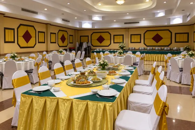 รับจัดงานประชุมสัมนาจังหวัดอุบลราชธานี งานเลี้ยงเกษียณอายุ ( 40 ท่านขึ้นไป)แพ็คเกจที่ 1