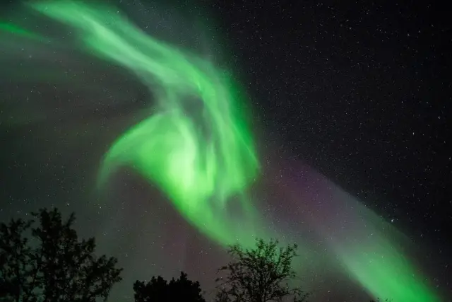 ล่าแสงเหนือด้วยมินิบัส Polar Northern Light Chase by Minibus จากทรอมโซ