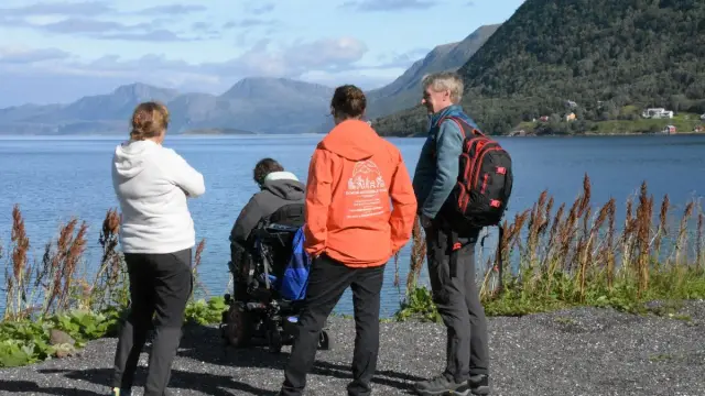 ทัวร์ฟยอร์ดเกาะควาลอยยาและซอมมาร์รอย รถรองรับวีลแชร์ Kvaløya and Sommarøy