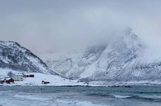 โรดทริปชมฟยอร์ดฤดูหนาว Winter Fjord Road Trip ถ่ายภาพกับผู้ประสานงาน Wandering Owl