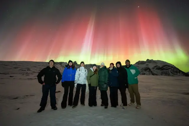 ล่าแสงเหนือกลุ่มเล็ก 8 คน Northern Lights Tour Small Group มีภาพถ่ายให้