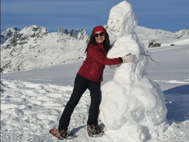 เดินลุยหิมะส่วนตัวขึ้นจุดชมวิว Private Snowshoeing to Viewpoint 1-8 คน