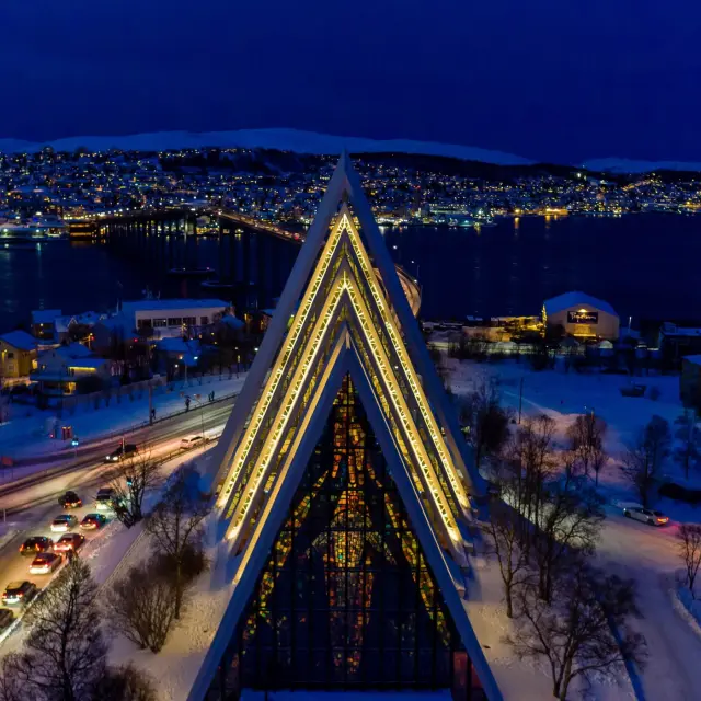 คอนเสิร์ตออร์แกนคืนสิ้นปี Organ Concert New Year's Eve ที่ Arctic Cathedral