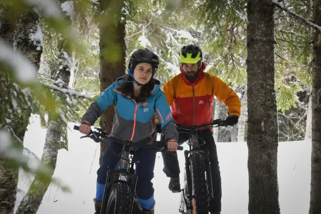 ปั่นจักรยานไฟฟ้าล้อโต Electric Fatbike ในหิมะ ทรอมโซ ช่วง Polar Night